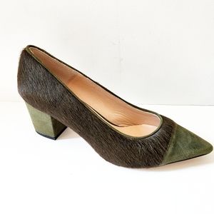 NIB Anthropologie Carmen Salas Porta Calf Hair Suede Pumps Olive
